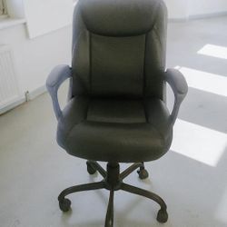 Black Pure soft Padded Mid-Back Office Computer Desk Chair with Armrest