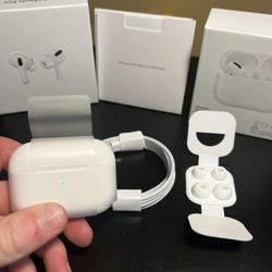 AirPod Pro’s With MagSafe Charging Case