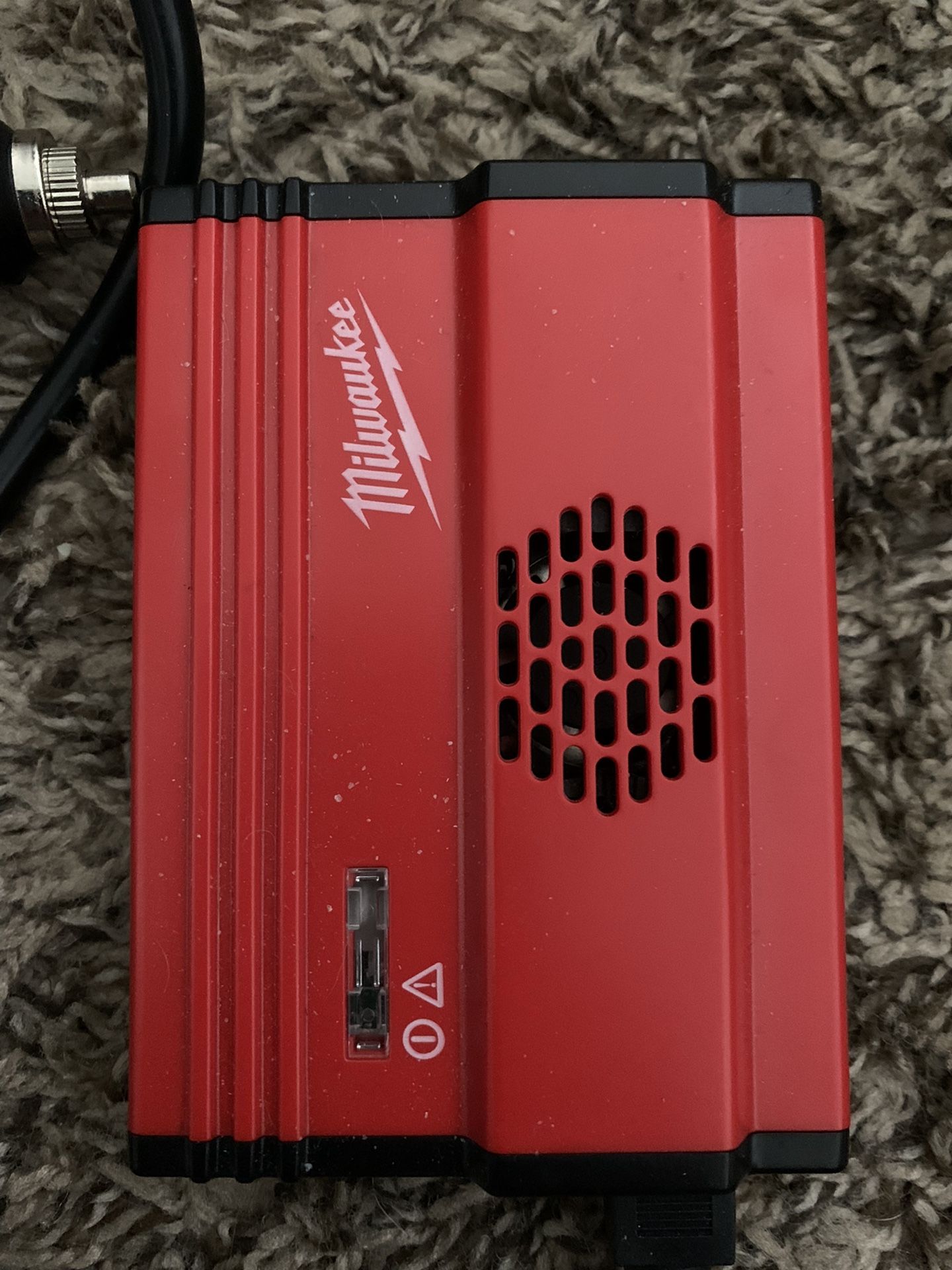 Milwaukee Inverter