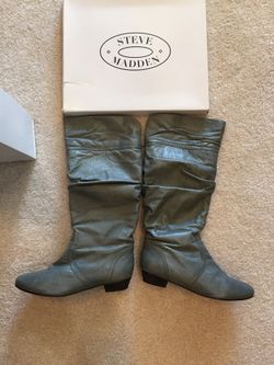 Steve Madden lightly used boots