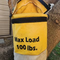 BOLT BAG