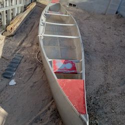 Good Condicion Aluminum  Canoe Lancha  De Metal B Condiciones 