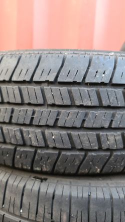 195 65 15 (1) QUALITY HIGH TREAD USED TIRES $49 EACH FREE INSTALLATION AND BALANCE