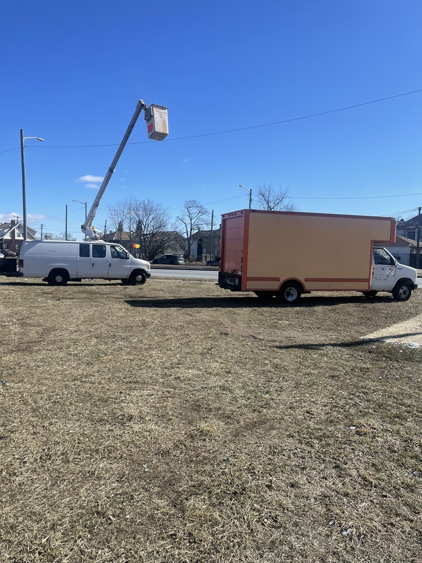 Bucket Lift🌞Van $6,500 & Box Truck $5,500 Money Makers