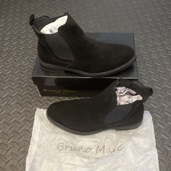 Bruno Marc Chelsea Boot Black Suede Mens Size 9.5