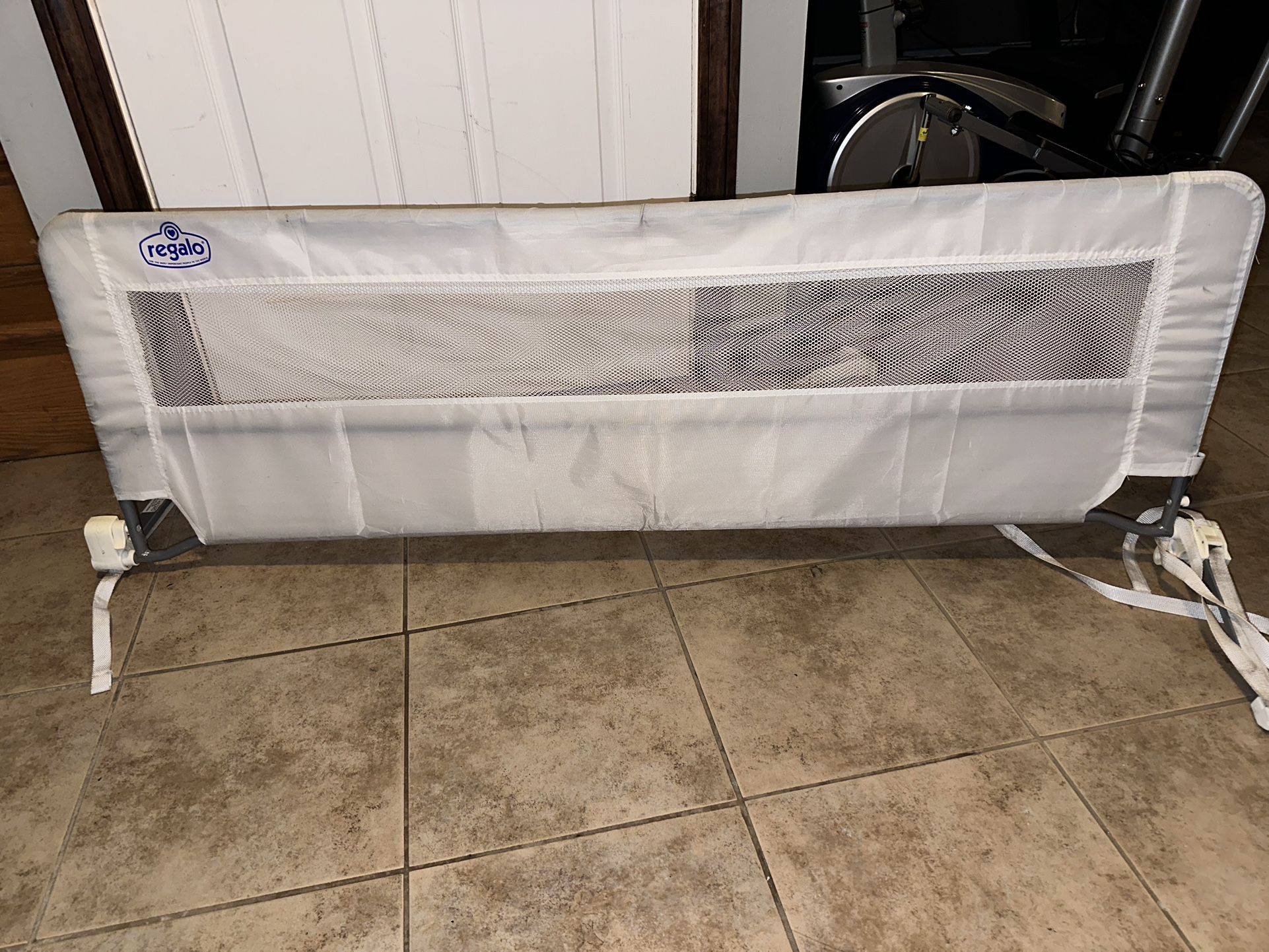 Regalo Toddler Rail