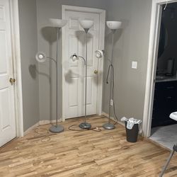 3 Standing lamps