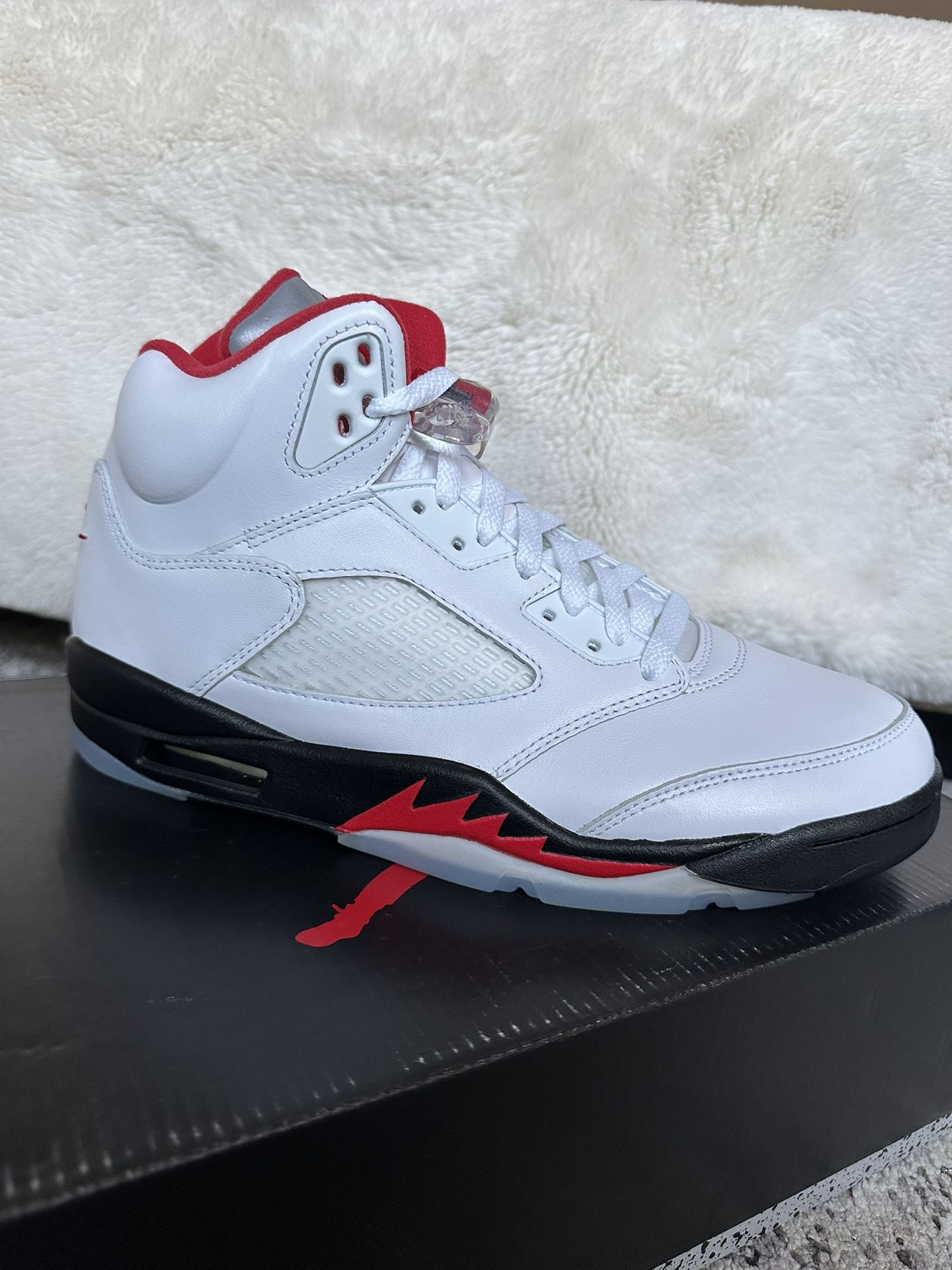 Jordan 5 Fire Red Silver Tongue