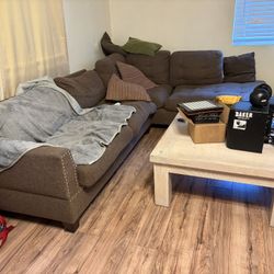 Couch / Coffee Table