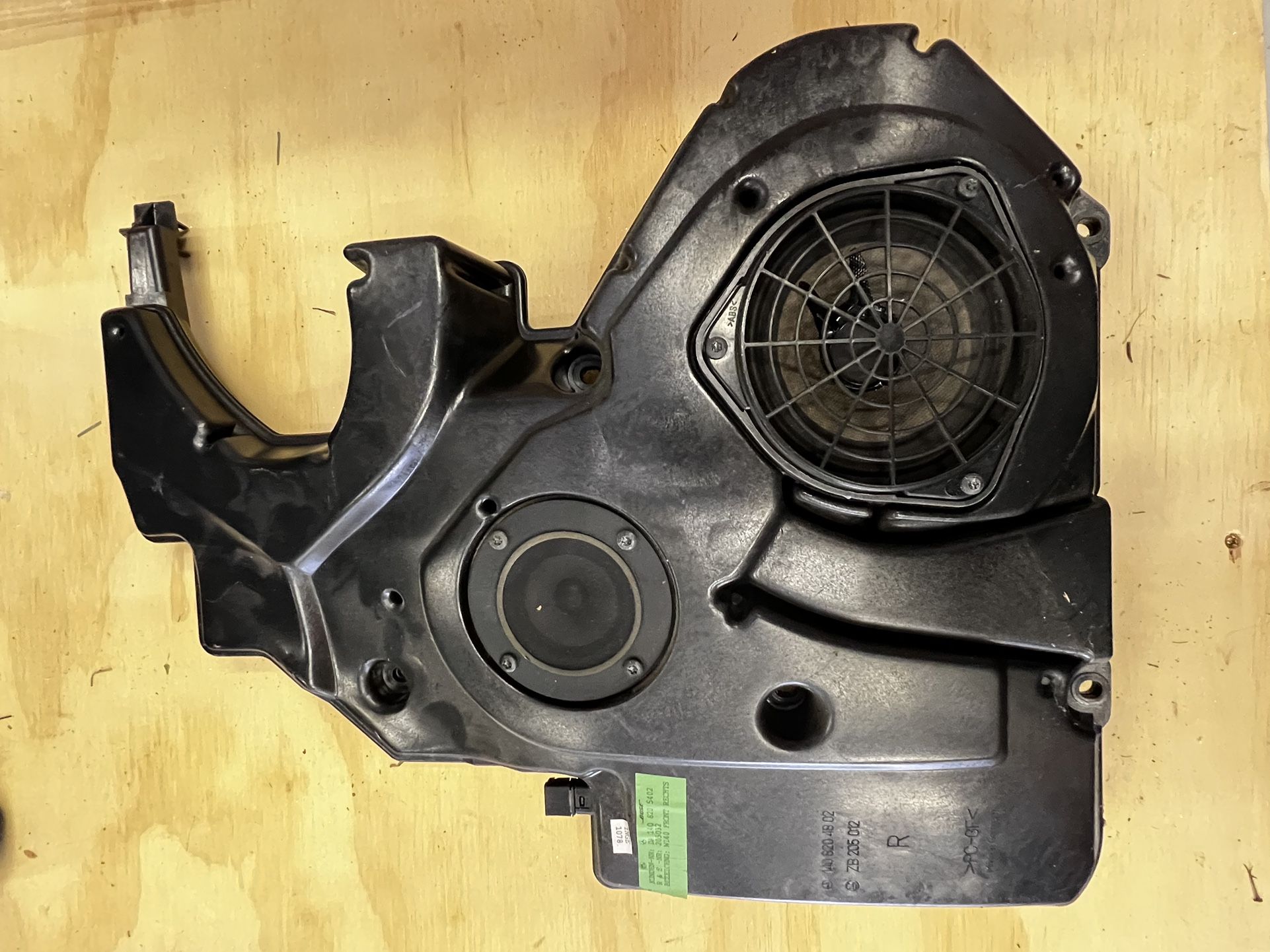 Bose Speaker Front Door Right - Mercedes W140 S Class - Part: 140 (contact info removed)