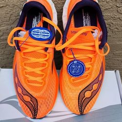 NEW Saucony Endorphin Pro 4 - Men's Size 7 (Women's 9)