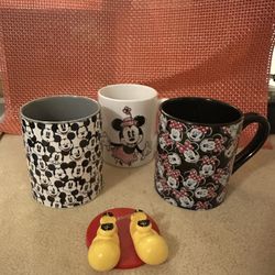Mickey Mouse Coffee Mugs & Phone Holder
