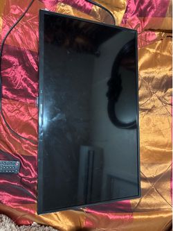Sharp Flat Screen TV – Works Great