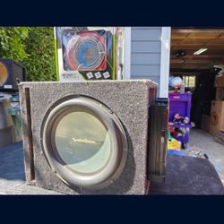 Rockford 12" P2 Sub In A Ported Box W/1500 Watt Amp And Wiring 