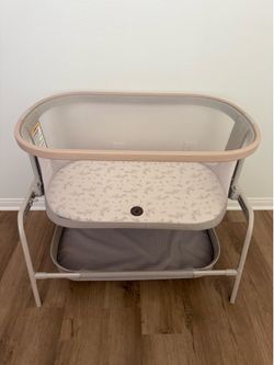 Maxi • Cosi lora Bedside Bassinet