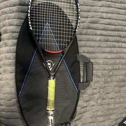 Dunlop Sport  700G Carbon Tennis Racket