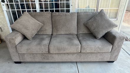 Sofa Couch, 1 Yr Old Ashley Furn. Great Condition Just $125