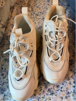White Steve Madden Lift Tennis Shoes