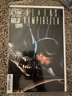 2015 Aliens / Vampirella #1 Box of Dread Exclusive Variant Comic Book