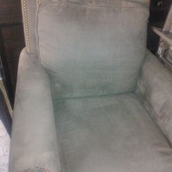 I Got A Recliner And A Nice Sofa New 175 
