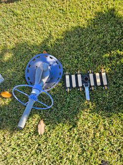 Pool cleaning tools