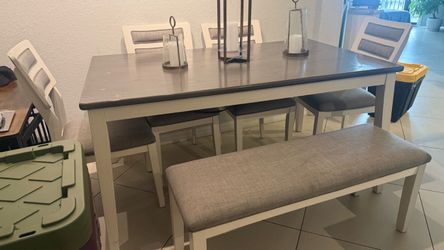 Kitchen table