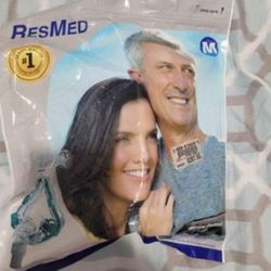 lResMed Mirage Quattro Full Face Mask Size M