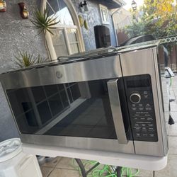 GE Profile™ 1.7 Cu. Ft. Convection Over-the-Range Microwave Oven  