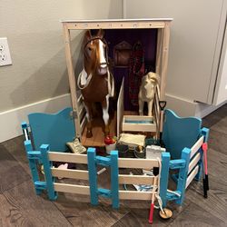 18” Doll Horse Stable
