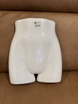 3 Lower Body Mannequins