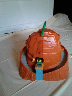 Thomas & Friends Take Along Sodor mining mountain