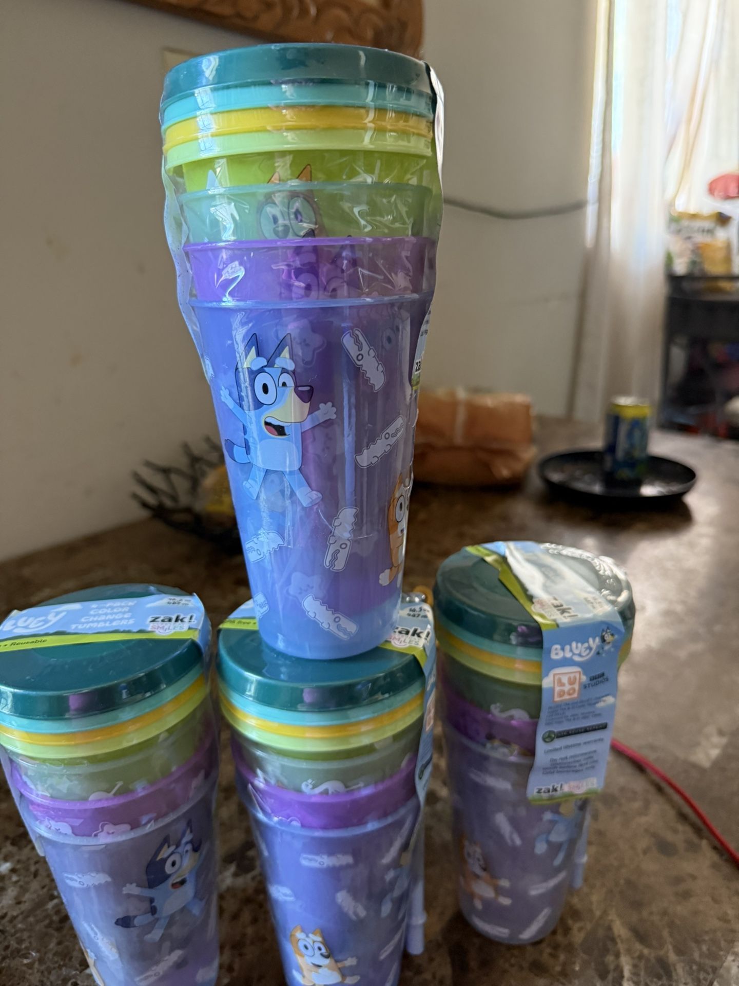 4 Vasos Con Popotes
