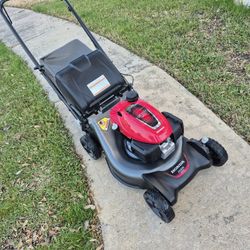 Honda Mower Hrn216 Brand New Nuevo