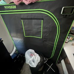 VIVOSUN 4x2 Grow Tent Kit ( Everything Needed) 