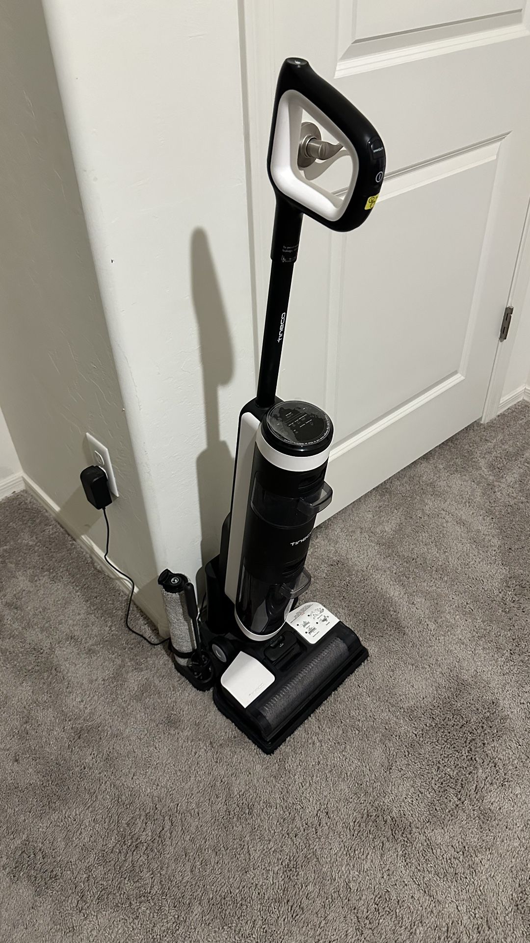 Cordless Hardwood Floor Cleaner