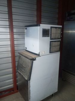 Ice maker  360 lb.