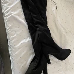 High Knee Up Boots