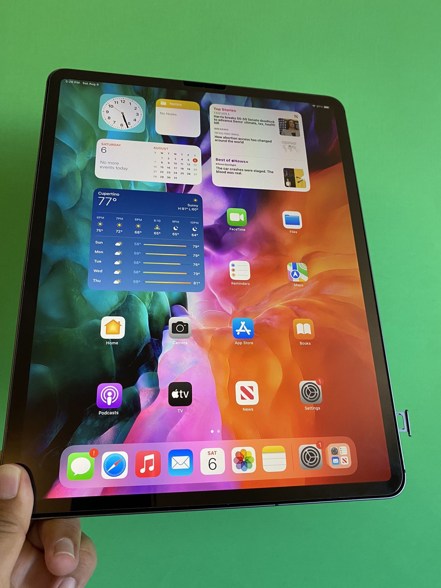 256GB Apple IPad Pro 12.9” 4th Generation (2020 Model/ Face ID/Liquid Retina ) WiFi + cellular (LTE/Unlocked) with Accessories(Apple pencil supported)