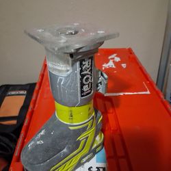 Variable speed Ryobi router and battery