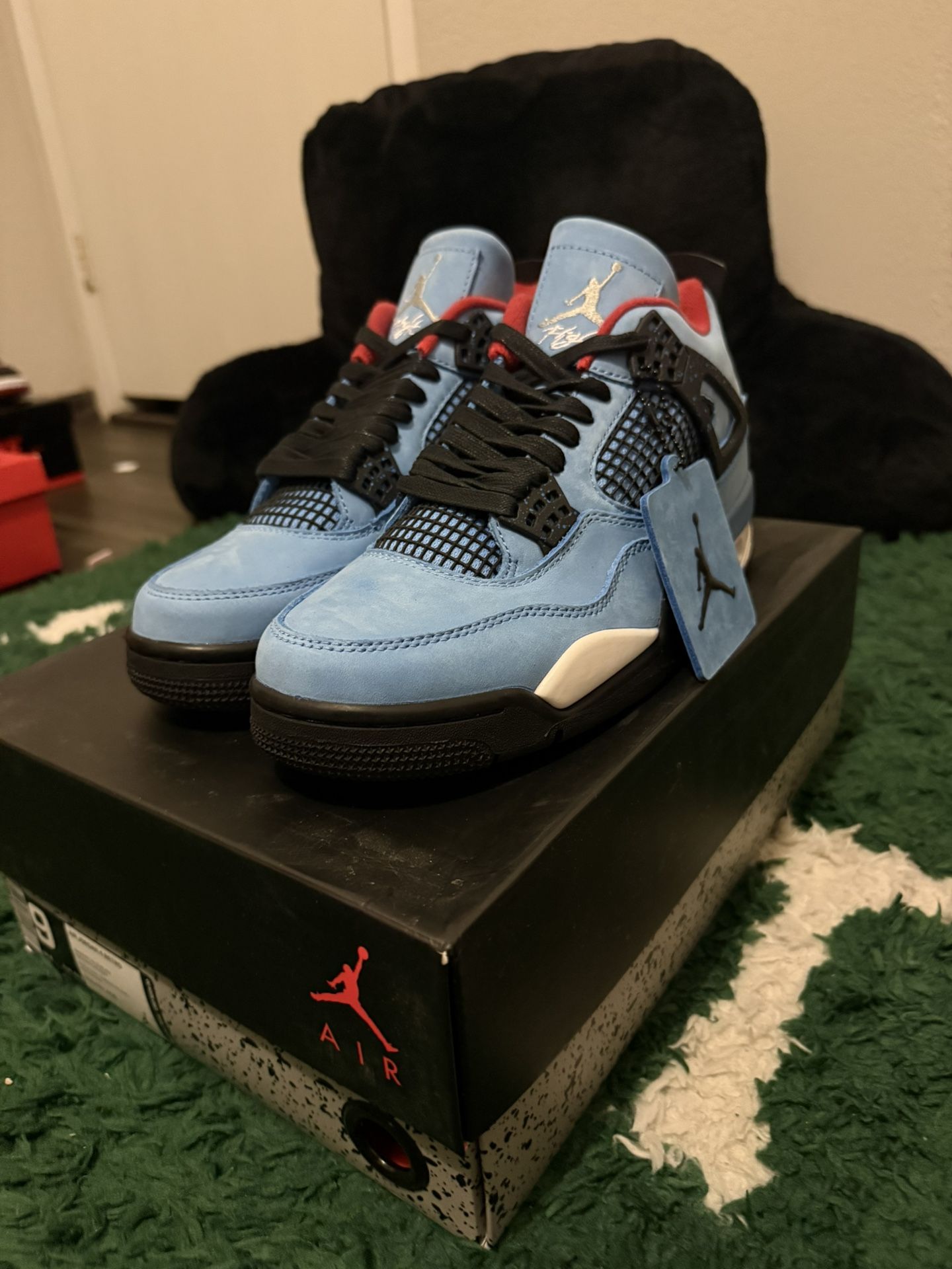 Air Jordan Retro “Travis Scott Cactus Jack” (Blue/Black/Red) Sz