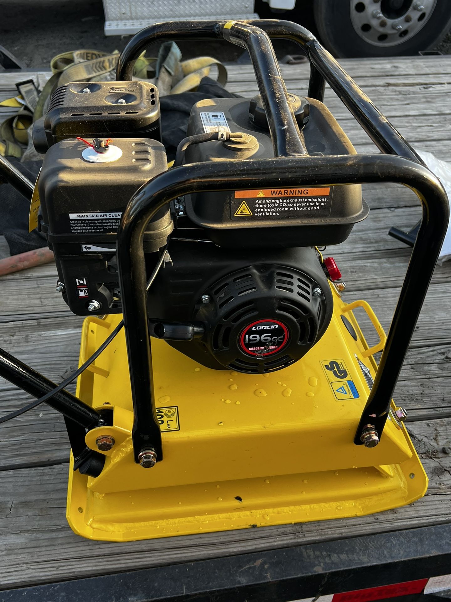 Plate Compactor New gas Light industrial equipment & Tools