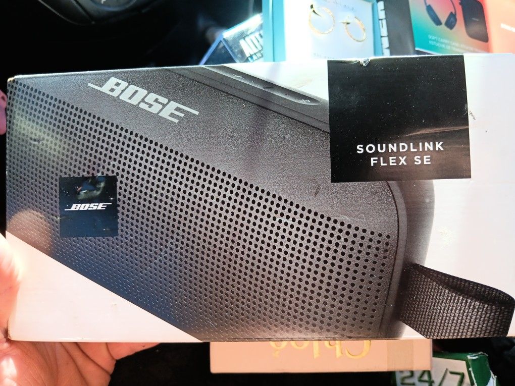 BOSE BLUETOOTH SPEAKER