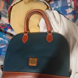 Dooney And Bourke Tote