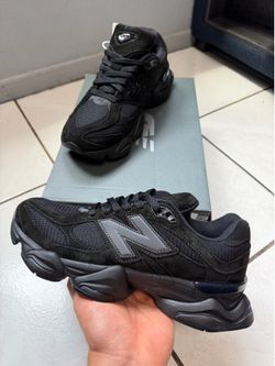 New Balance 9060 Black Cats Unisex