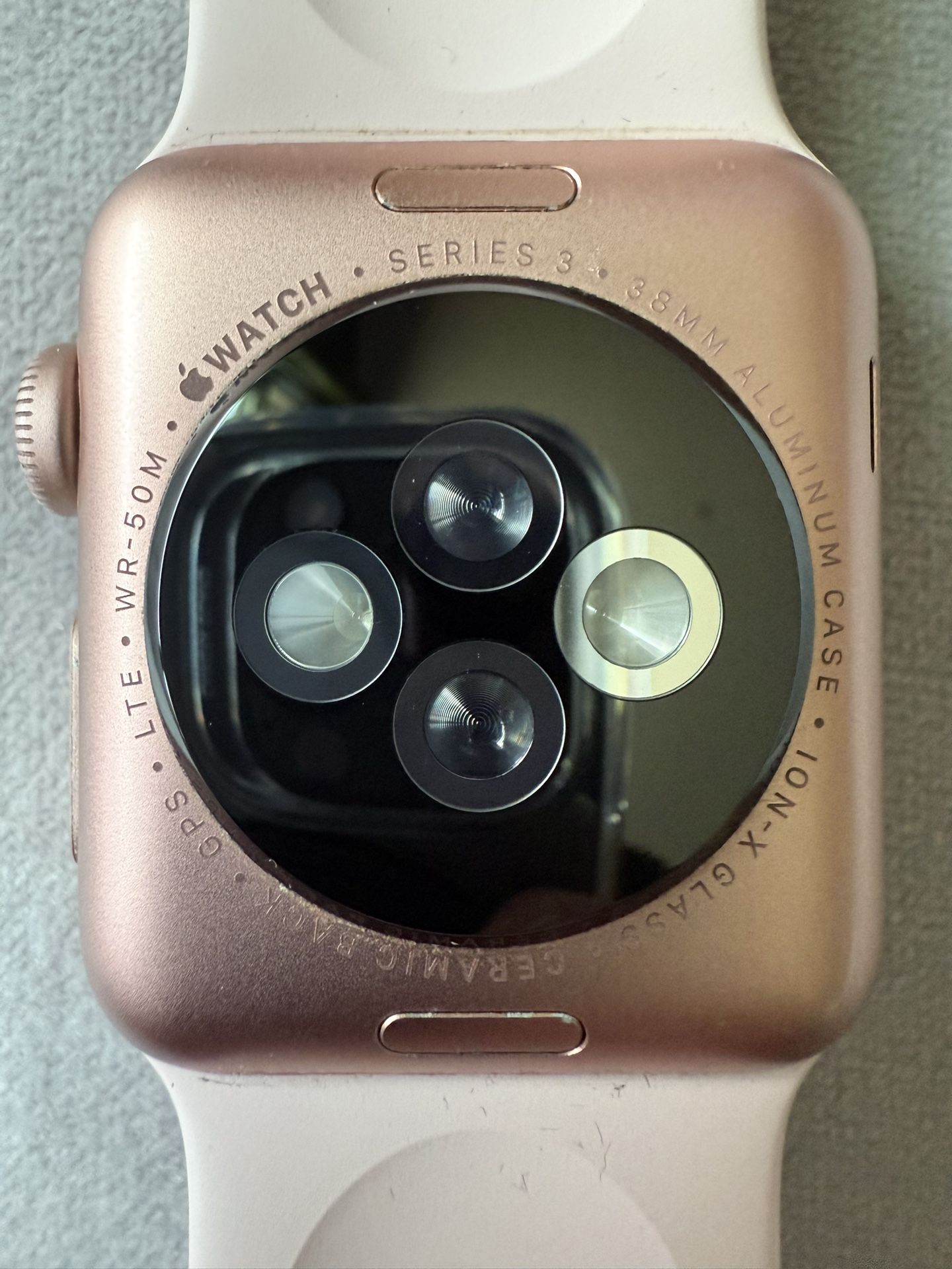 APPLE WATCH Series 3 GPS Cellular 38mm - Pink Gold