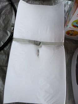 Munchkin Changing Pad
