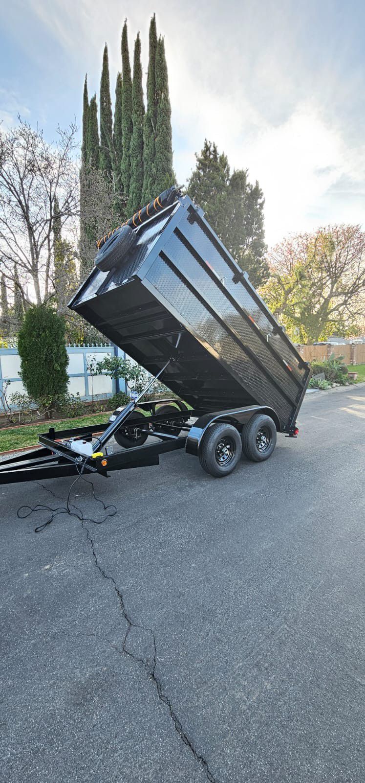 New DUMP TRAILER 12X8X4 HYDRAULIC SYSTEM, ROLLING TARP AND SPARE TIRE INCLUDING TITLE IN HAND READY FOR WORK FOR ANY QUESTION TEXT ME PLEASE HABLO ESP