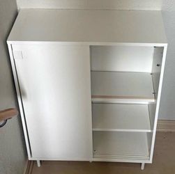 Cabinet Storage With Sliding Doors
