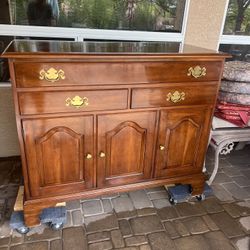 Cabinet Buffet Or Dresser 
