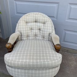 Vintage sitting chair